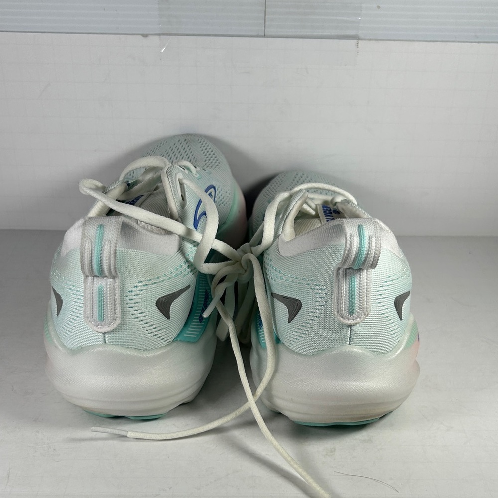 Brooks  Glycerin 22 Women's 7D wide shoe Athletic Shoes - White and Blue B1 - Picture 2 of 9